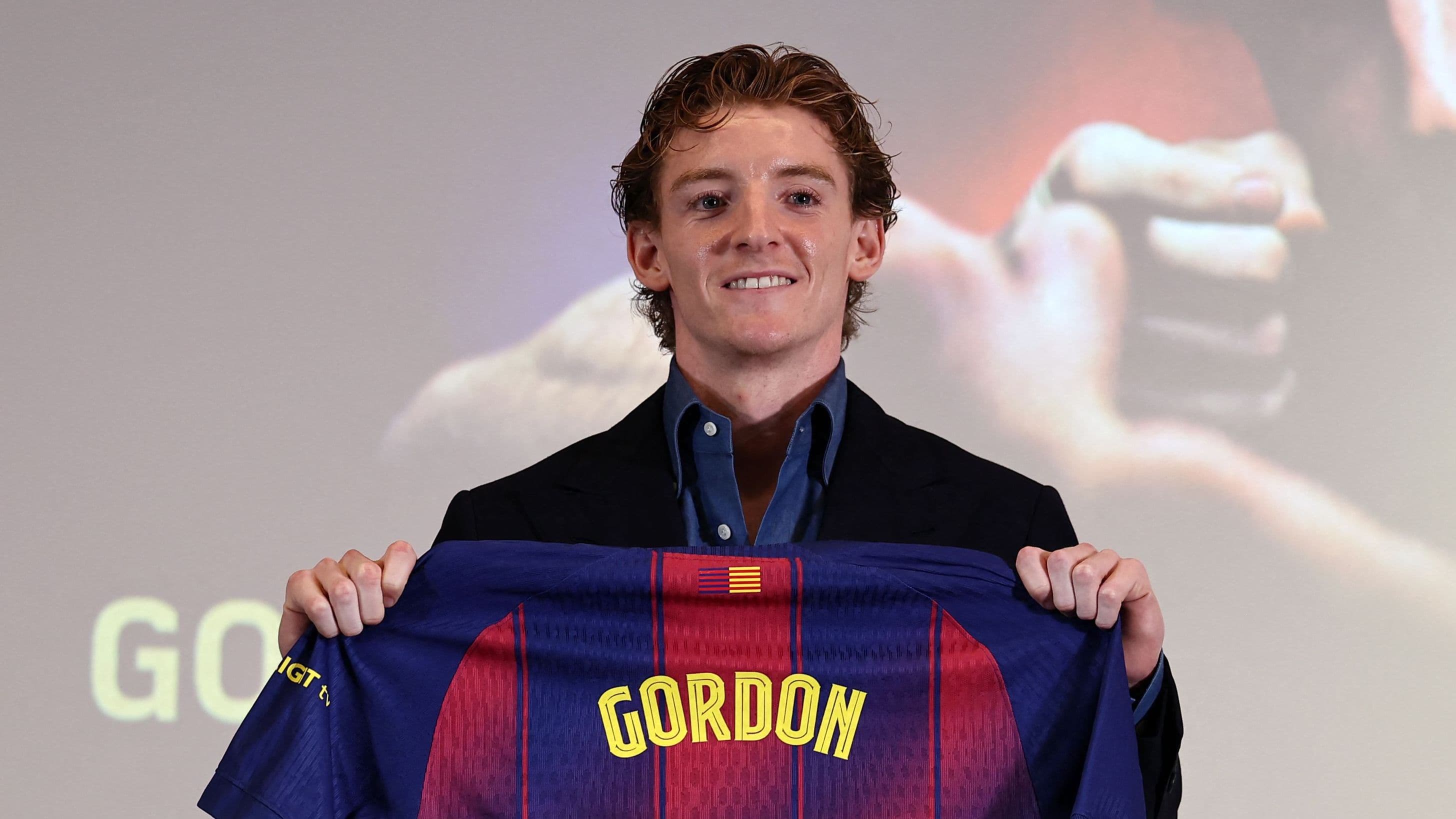 Gordon vs Diomande: Barça Already Won the Business Real Madrid Are Still Trying to Buy